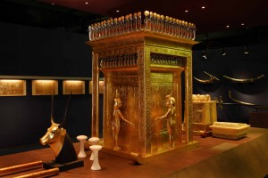 Burial chamber  - Canopic shrine TUTEX - Credit- SC Exhibitions