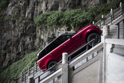 RANGE ROVER SPORT PHEV IS FIRST SUV TO CLIMB TO HEAVEN’S GATE
