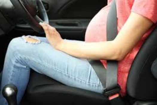 USEFUL DRIVING TIPS FOR EXPECTING MOTHERS