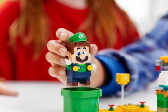 LEGO SUPER MARIO™️ UNIVERSE INTRODUCE FAN FAV LUIGI™️