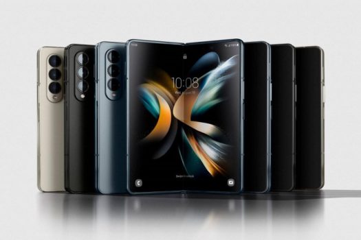 SAMSUNG CHANGING THE WAY WE INTERACT WITH SMARTPHONES