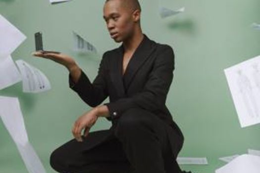 SAMSUNG PARTNERS WITH THEBE MAGUGU TO FLIP THE CONSUMER SCRIPT