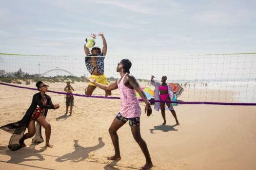 SUMMER VIBES LOADING: WHAT ARE YOUR FESTIVE HOLIDAY PLANS