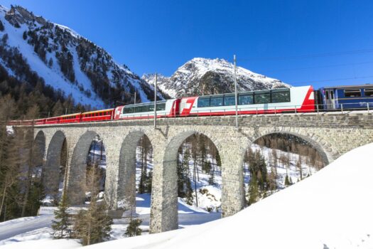 ENJOY A WINTER EXPERIENCE BY DISCOVERING ITALY BY TRAIN THIS HOLIDAY
