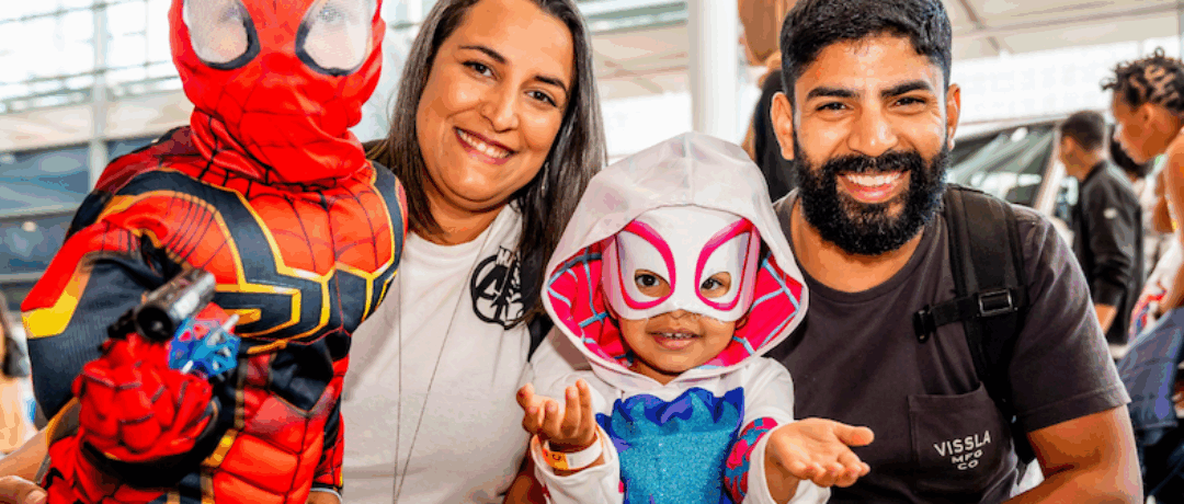 TOYS R US ICONIC EXPERIENCE RETURNS TO COMICCON