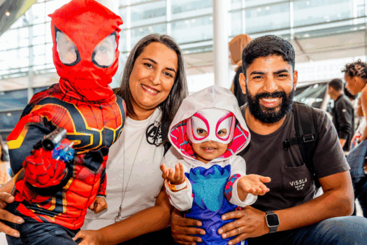 TOYS R US ICONIC EXPERIENCE RETURNS TO COMICCON