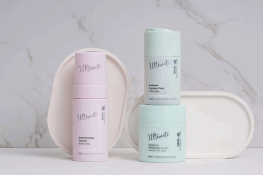 CLEAR SKIN STARTS WITH THE ULTIMATE BREAKOUTS RANGE FROM SKIN FUNCTIONAL