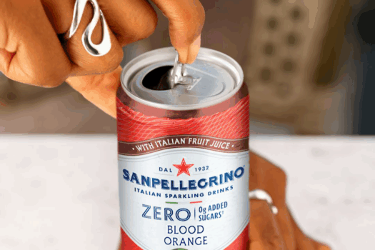 ICONIC ITALIAN SPARKLING DRINK NOW A WHOLE LOT LIGHTER