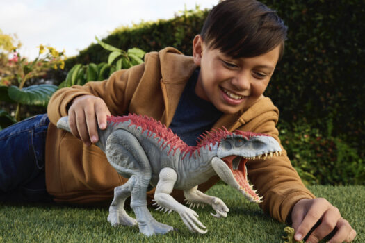 SURPRISING SKILLS KIDS BUILD WHEN THEY PLAY WITH DINOSAURS