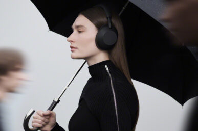 TURN THE WORLD INTO YOUR OFFICE WITH SONY