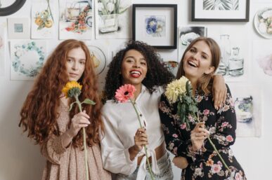 SPRING 2025 GROOMING TRENDS: PERSONAL HAIR & CONFIDENCE BOOSTS