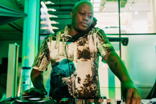 GLENFIDDICH & ASTON MARTIN CELEBRATE PRESTIGE IN CLUB 1959