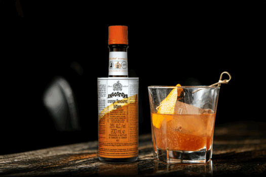 WHY THE OLD FASHIONED IS THE ULTIMATE TEST OF A BARTENDERS SKILL