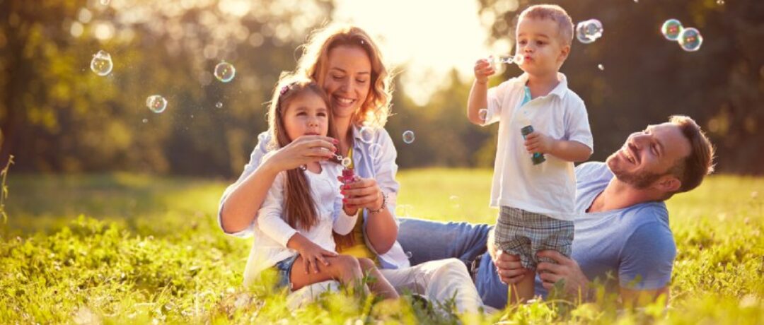 BOND WITH YOUR CHILD THIS HOLIDAY SEASON & LEARN THROUGH PLAN