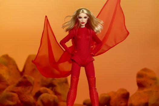 BARBIE HONOURS GLOBAL POP ICON KYLE MINOGUE WITH COLLECTOR DOLL
