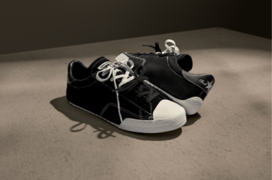 CONVERSE CHUCK TAYLOR LO’S MINIMALIST  DESIGN WITH MAXIMUM IMPACT