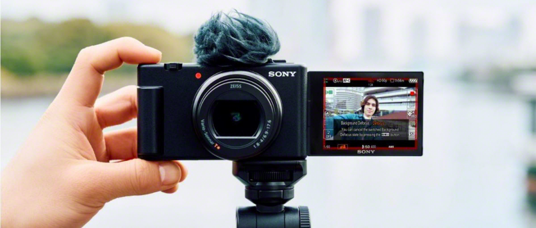 LET SONY HELP YOU PACK LIGHT, TRAVEL FAR AND POST EVERYTHING