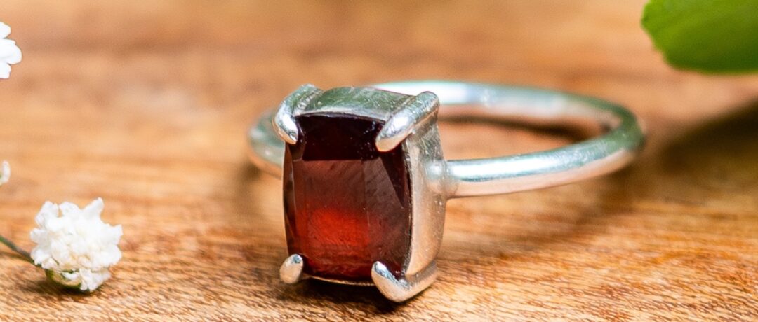 HOLLY REY ENTERS THE WORLD OF JEWELLERY WITH RYA ATELIER BY HOLLY REY