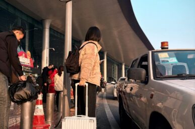 LUXURY TRAVEL IN 2026 STARTS AT THE AIRPORT, NOT THE DESTINATION