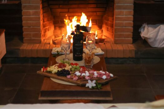 GREAT WAYS TO CREATE EPICS WINTER SOCIAL MOMENTS WITHOUT OVERDOING IT