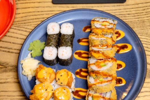 SOUTH AFRICANS ARE FALLING IN LOVE WITH A NEW KINDS OF SUSHI
